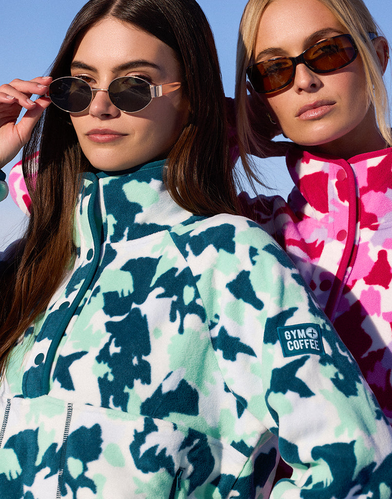 Snap Polar Fleece in Teal Pop Print