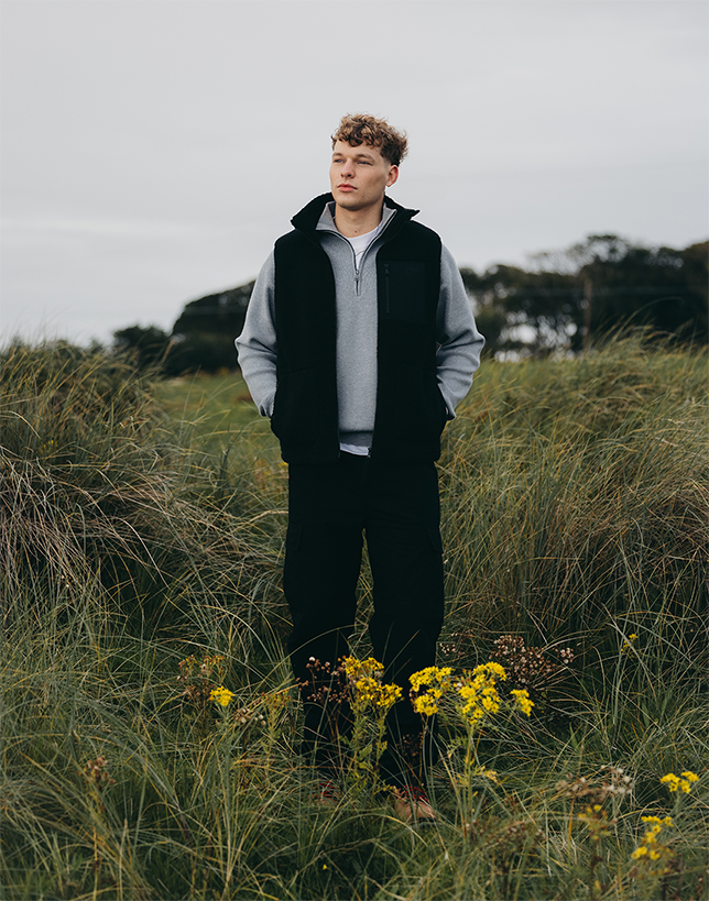 Industry Fleece Gilet in Black