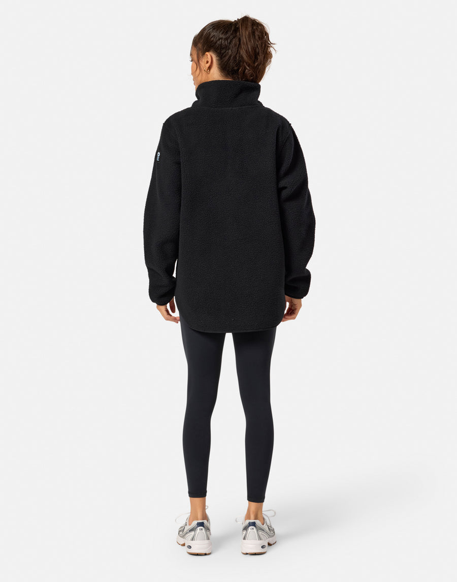 Horizon Longline Half Snap in Black