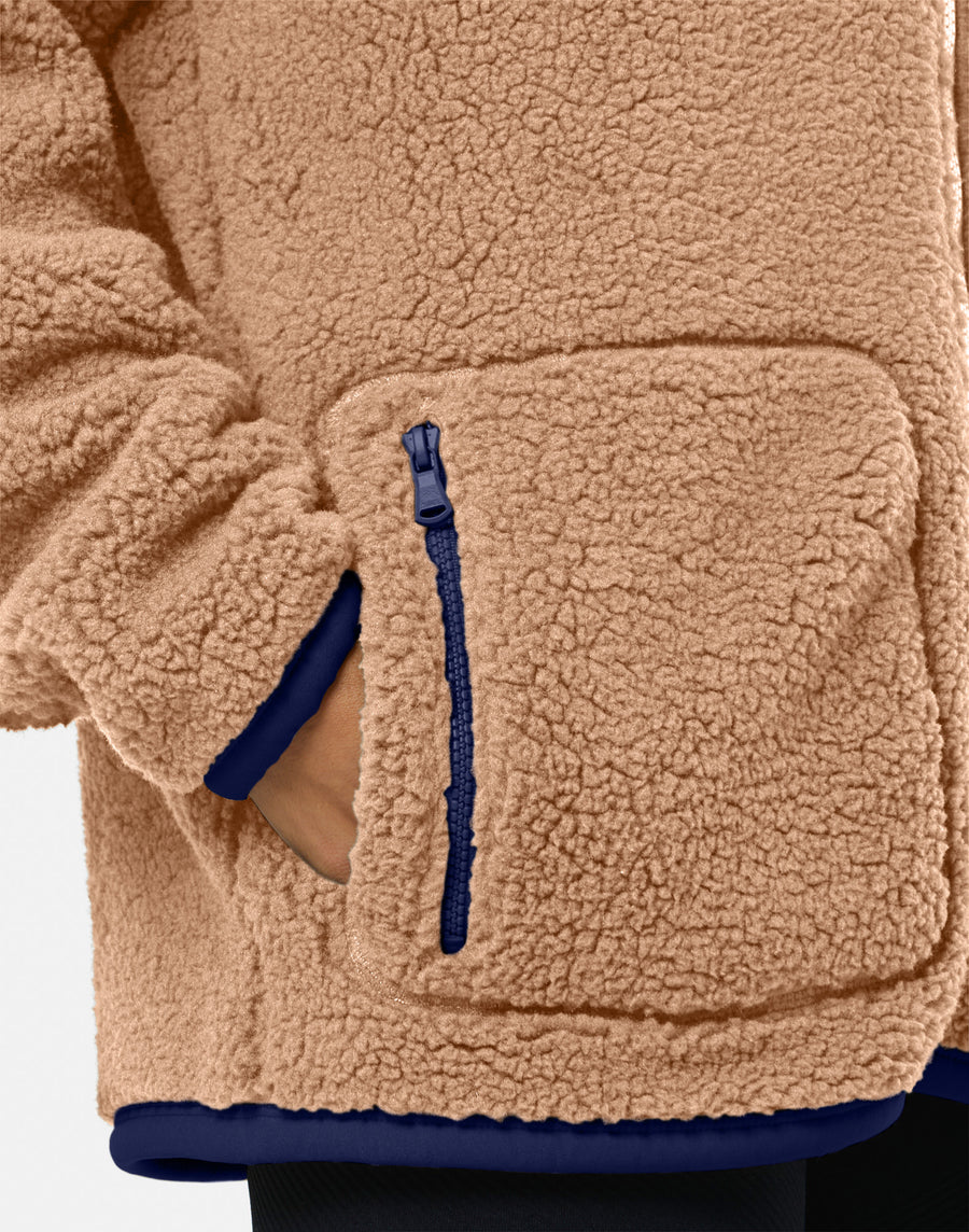 Industry Fleece Jacket in Sandstone