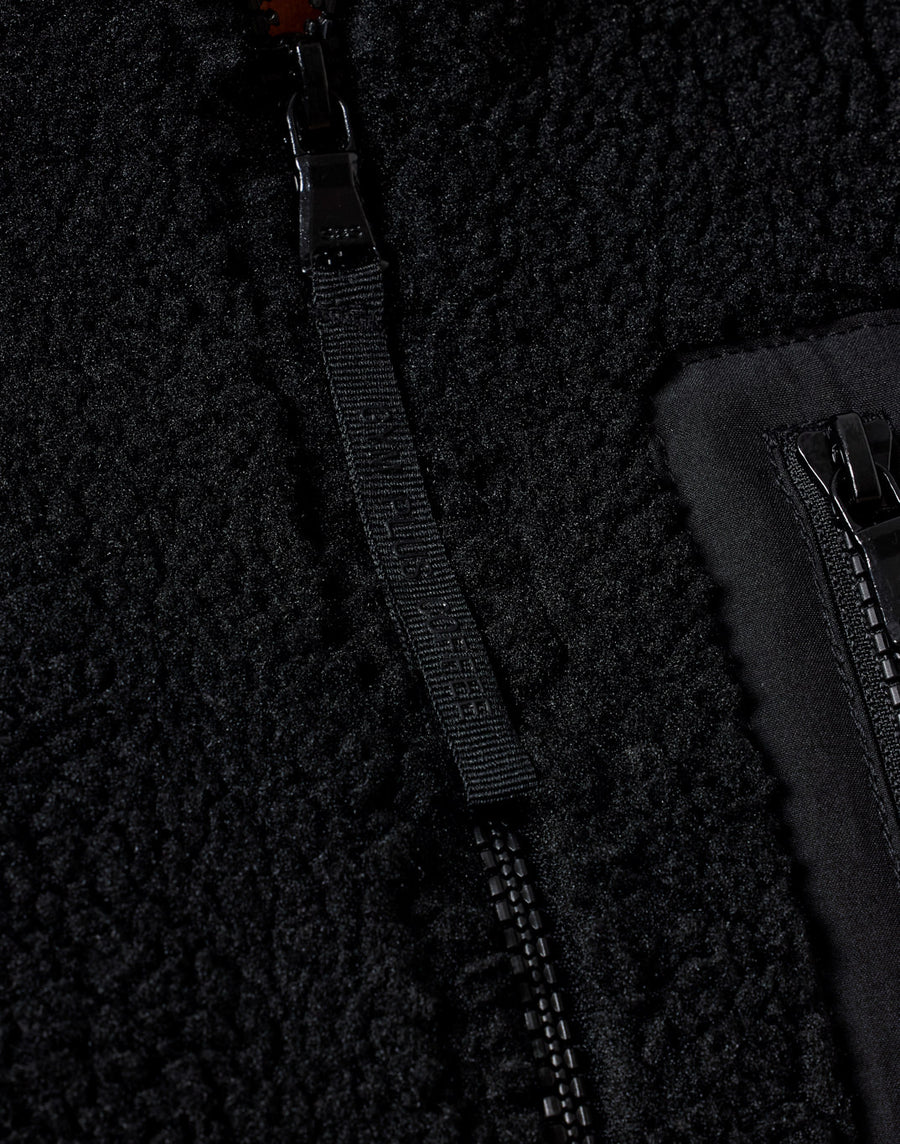 Industry Fleece Gilet in Black