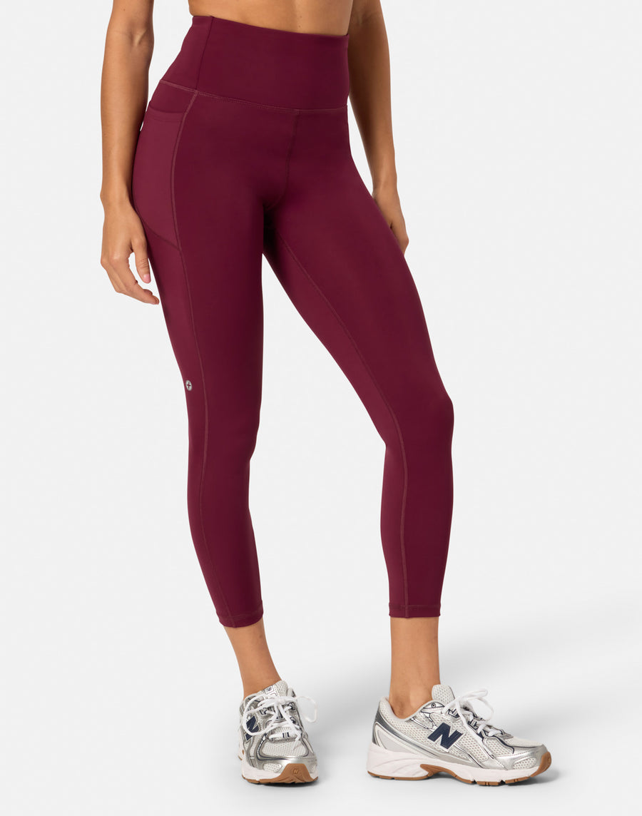 Relentless 7/8 Legging in Cherry Crush