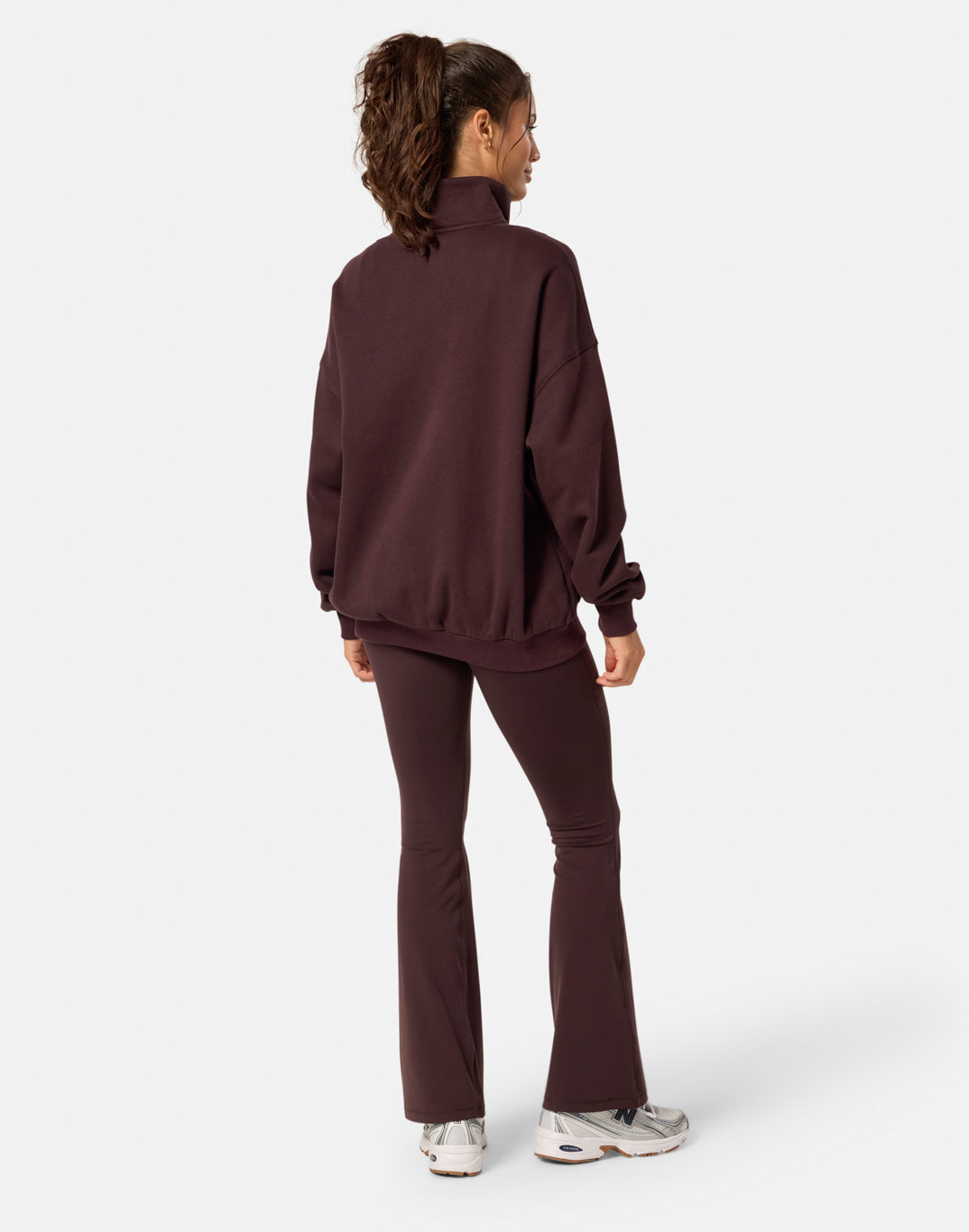 Snap Collar Sierra Sweatshirt in Mocha Bean