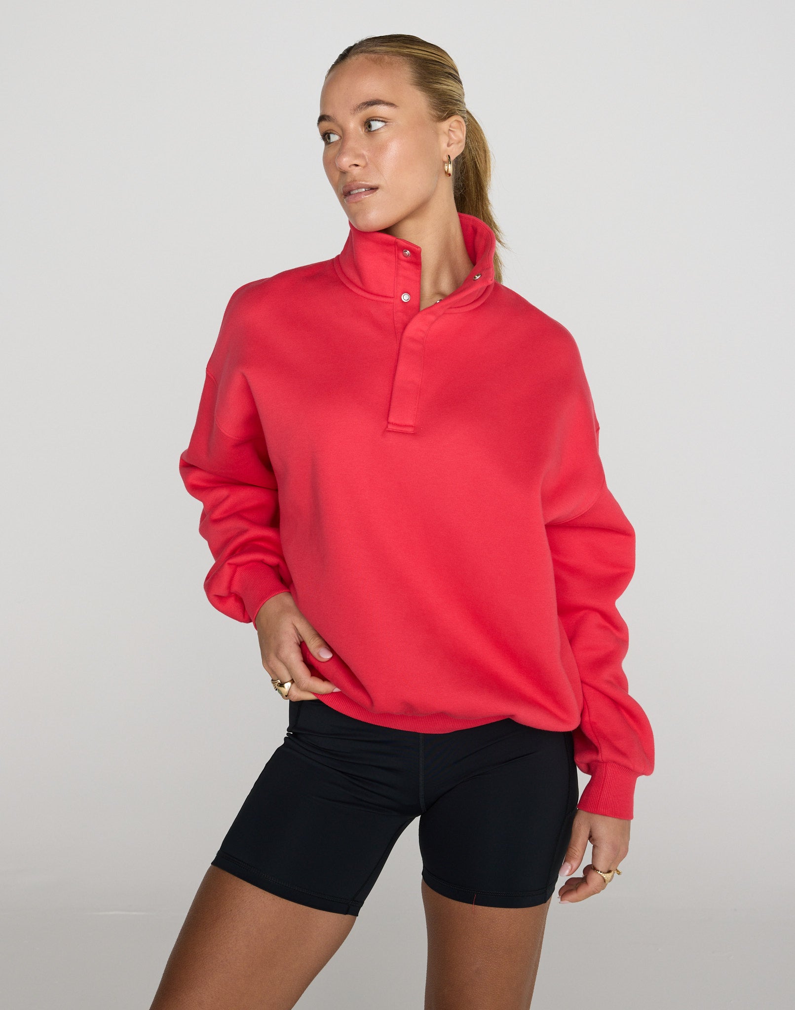 Snap Collar Sierra Sweatshirt in Power Red
