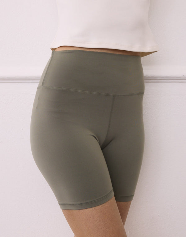 Soft-Motion 5" Bike Short in Olive
