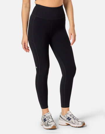 Swift Full Length Legging in Black