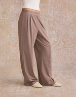 Wide Leg Pant in Pebble