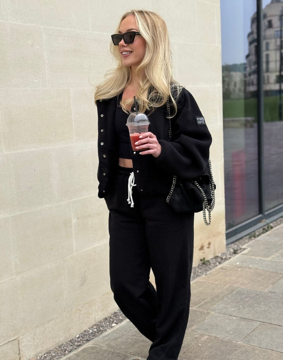 Horizon Layer Up Jacket in Black