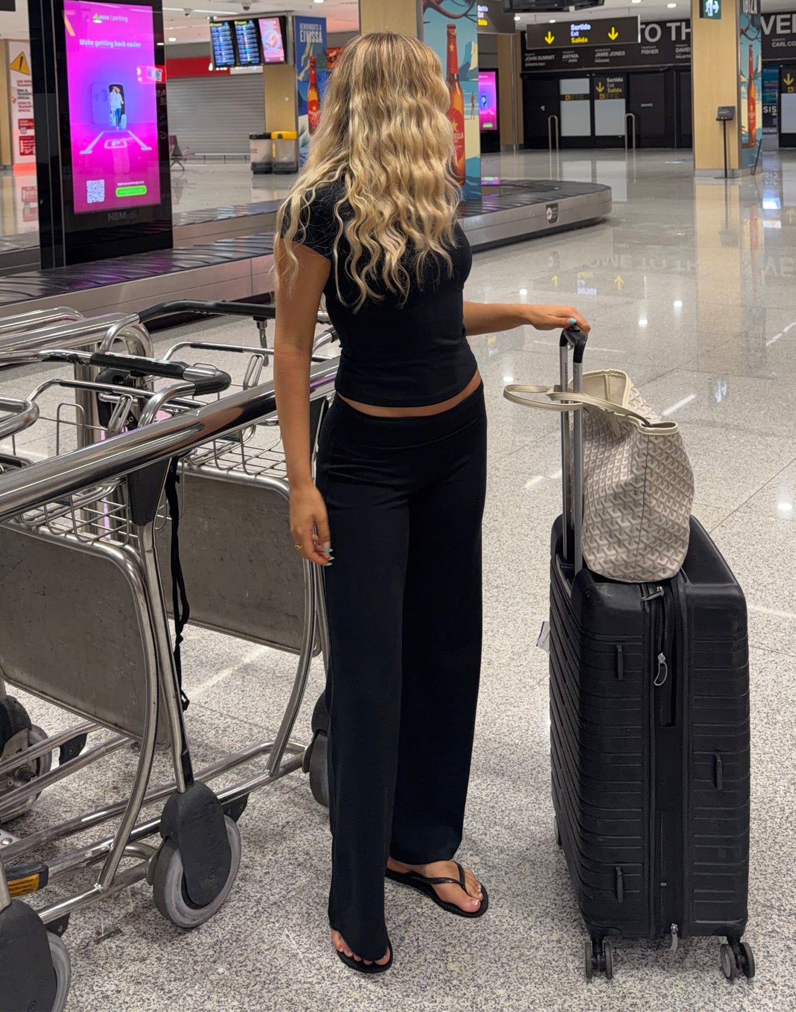 Wide Leg Legging in Black